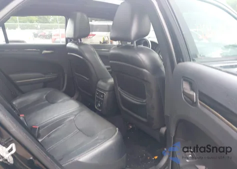 2014 Chrysler 300C John Varvatos Limited Edition Awd из США, поврежденный, VIN 2C3CCAJG4EH236969